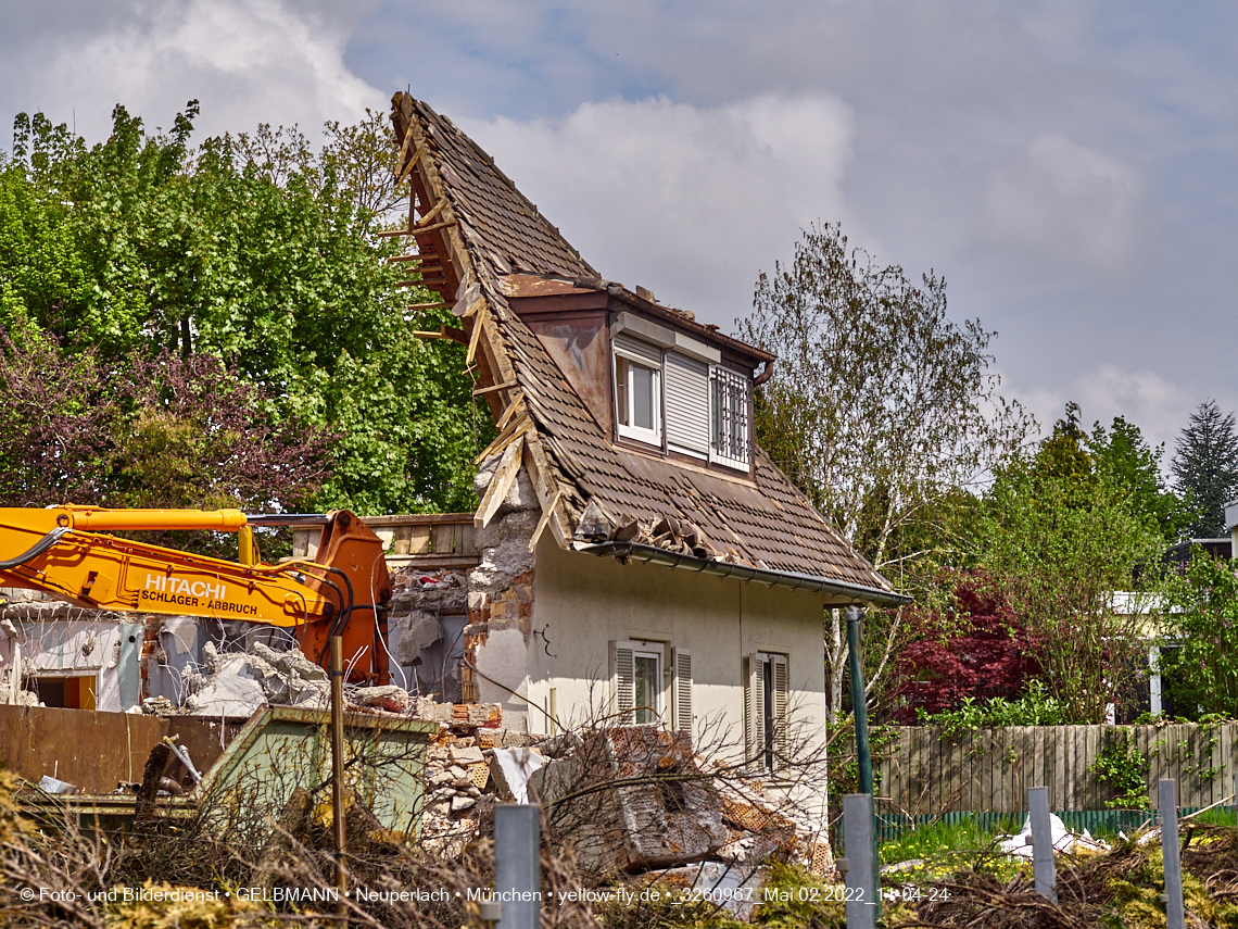 02.05.2022 - Baustelle Niederalmstraße 16